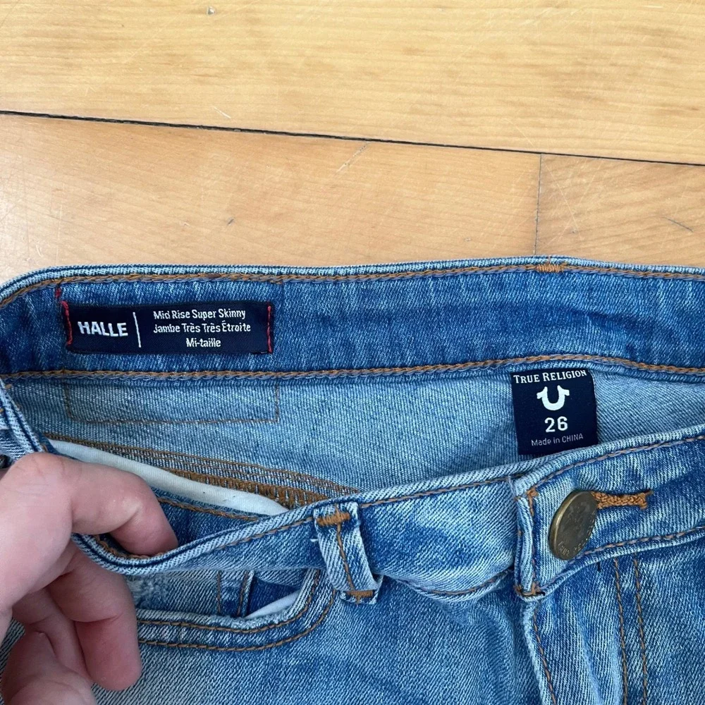 True Religion Halle Mid Rise Super Skinny Distressed Jeans Light Wash Blue 26 - Picture 5 of 11
